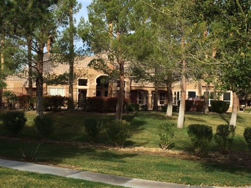 A Fantastic and Super Clean 1 Bedroom, 1 Bathroom upstairs unit. – photo 1