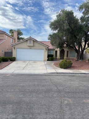 A Fabulous 3 Bedroom Single Story Home Remodeled.