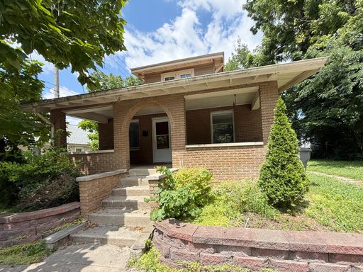 Available August 2027; Monthly Rent $780 – photo 1