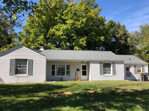 4 Bedroom Available August 2027! Monthly rent $3,240.00 – photo 1
