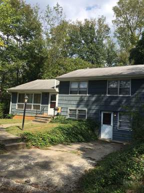 Available August 2027; Monthly rent $3,200 (Near Bryan Park) – photo 1