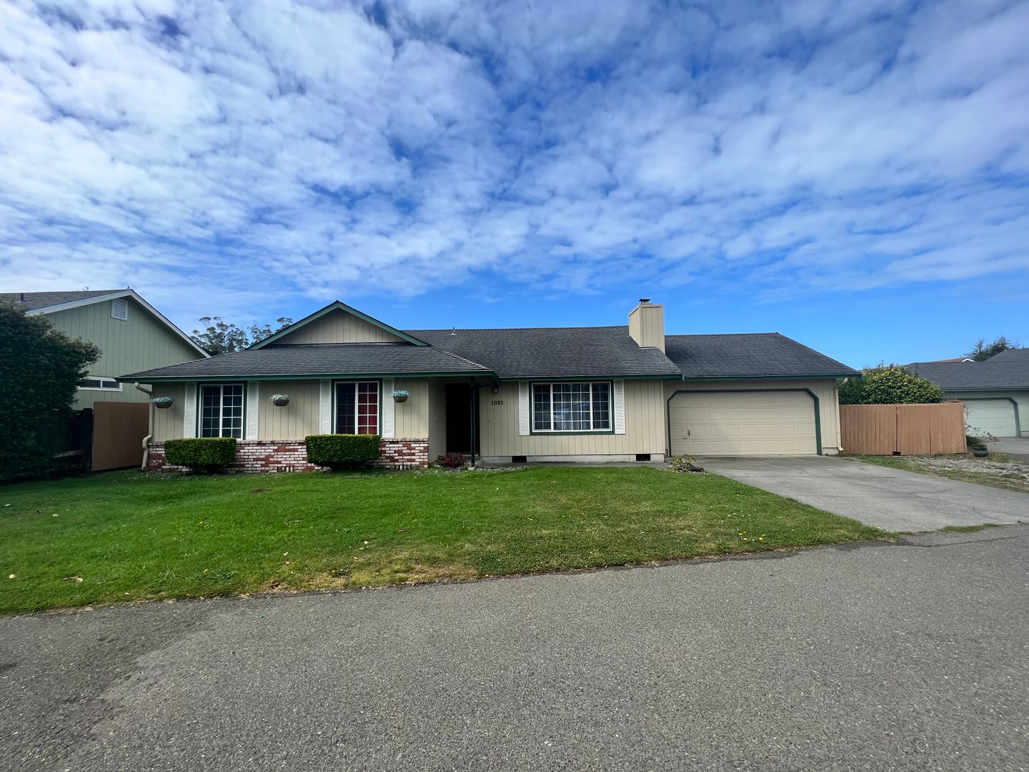 Mckinleyville House: 1081 Nelson Way