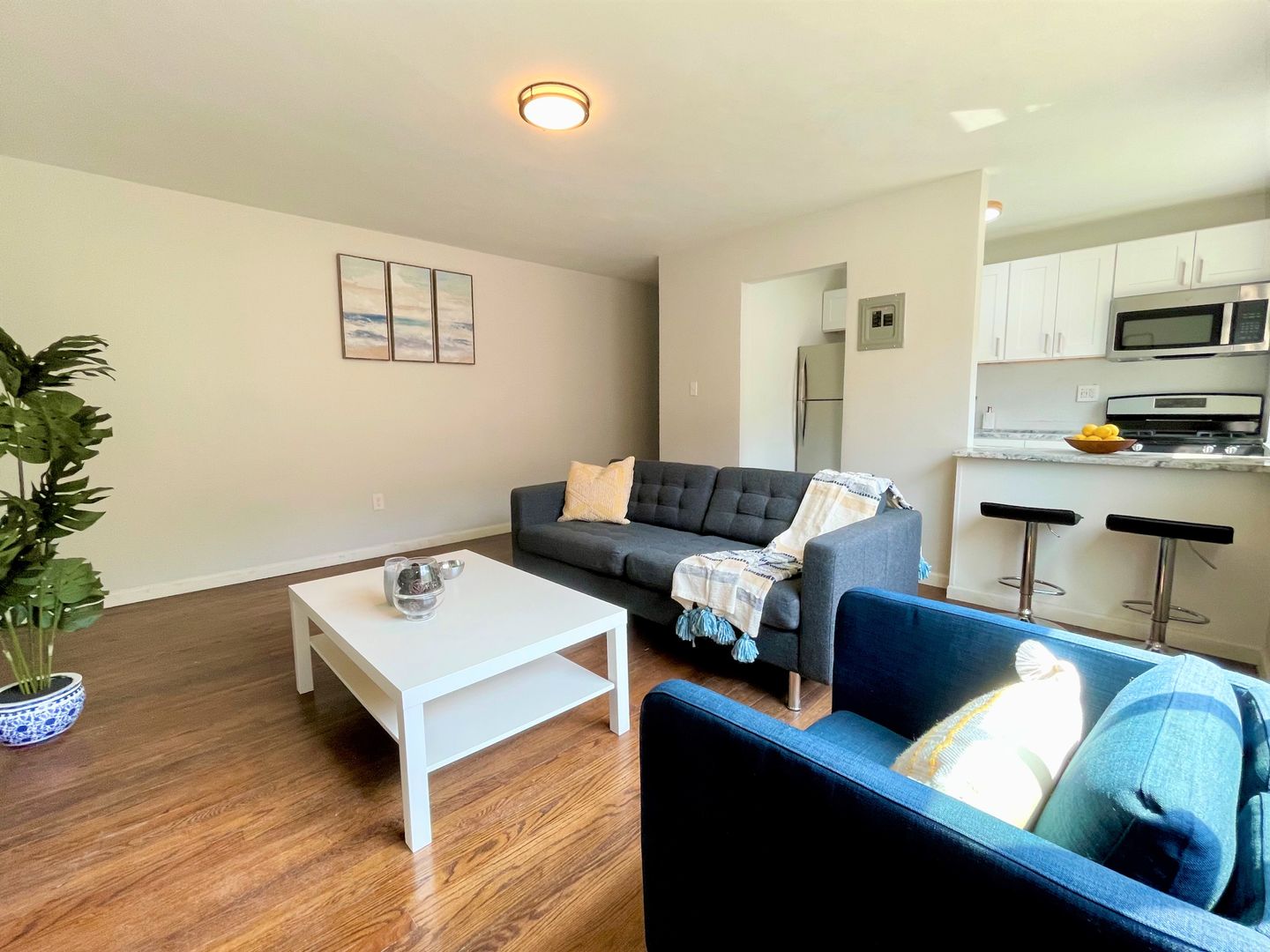 Penn Hills Apartment: 2700 Robinson Blvd