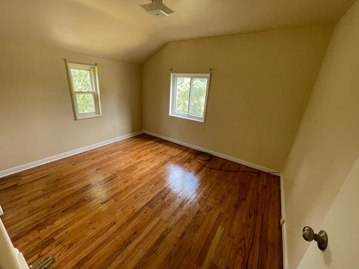 Pittsburgh Apartment: 423 - 457 Elias Drive