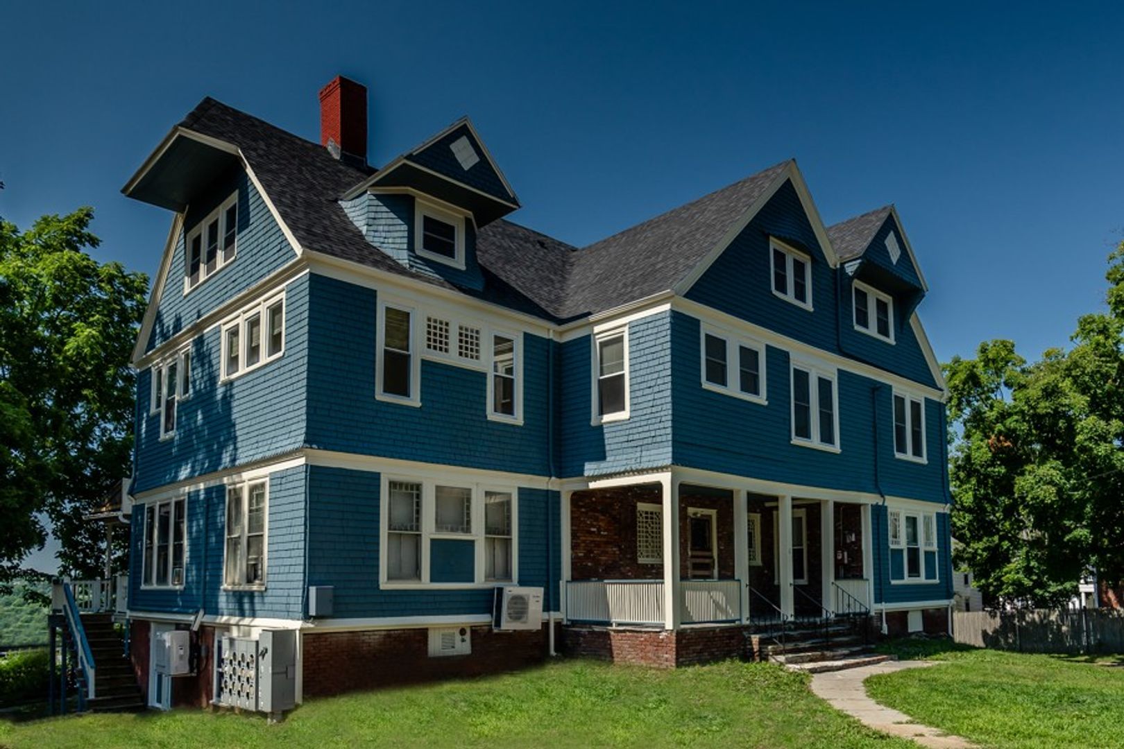 Haverhill Apartment: 11 Park St