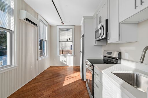 Spacious 1-Bedroom Apartment – Modern Living at Its Best