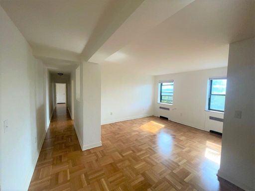 Renovated 2-Bedroom Apartment With Heat, Hot Water & Gas Included – photo 1