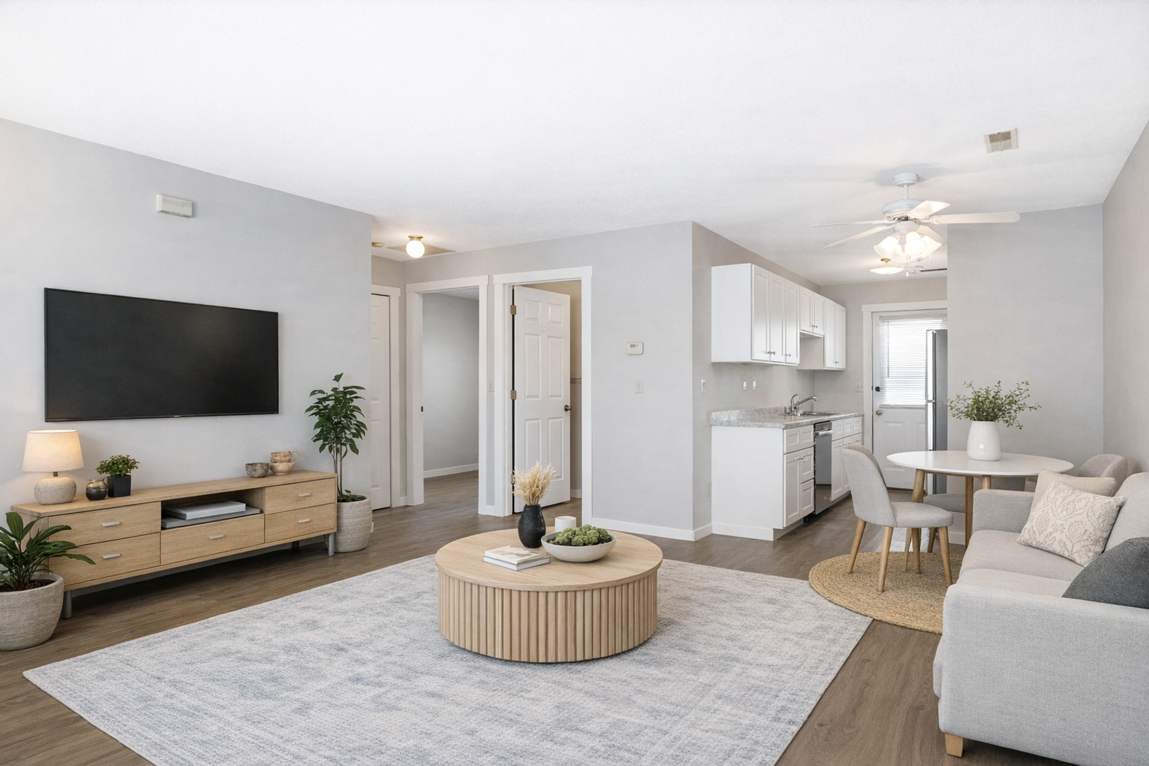 West Salem Apartment: 1315-1323 Branding Iron Rd