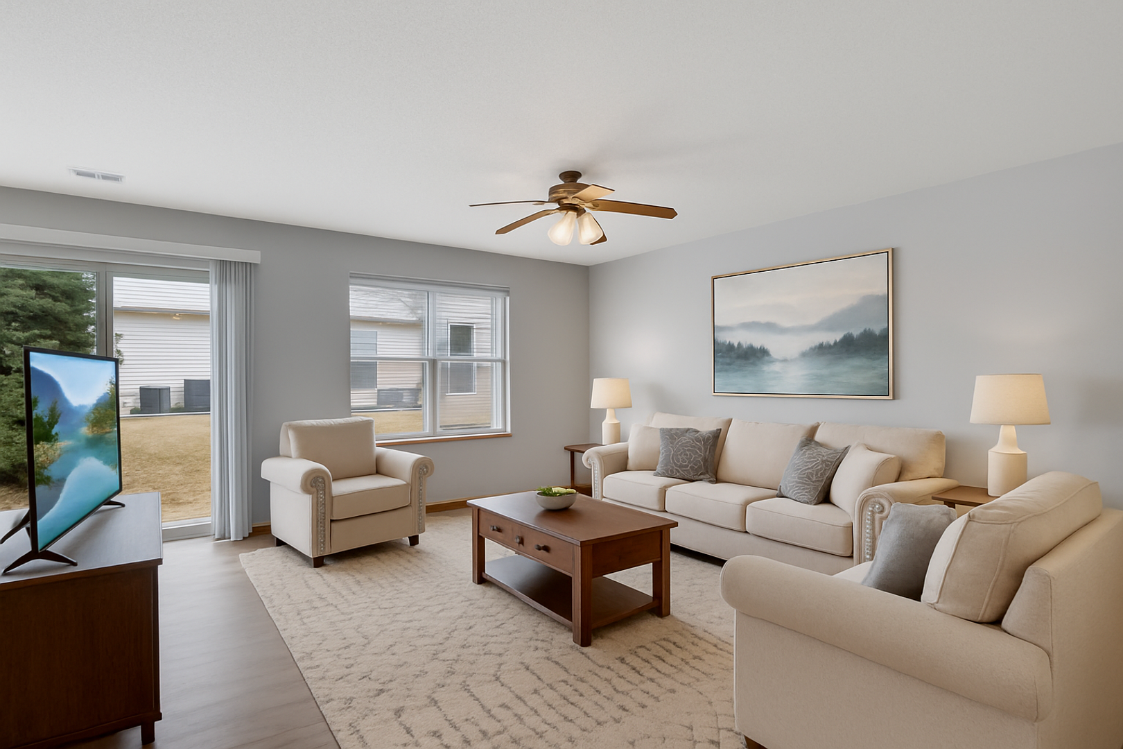 Holmen Apartment: 1208 Eastwood St