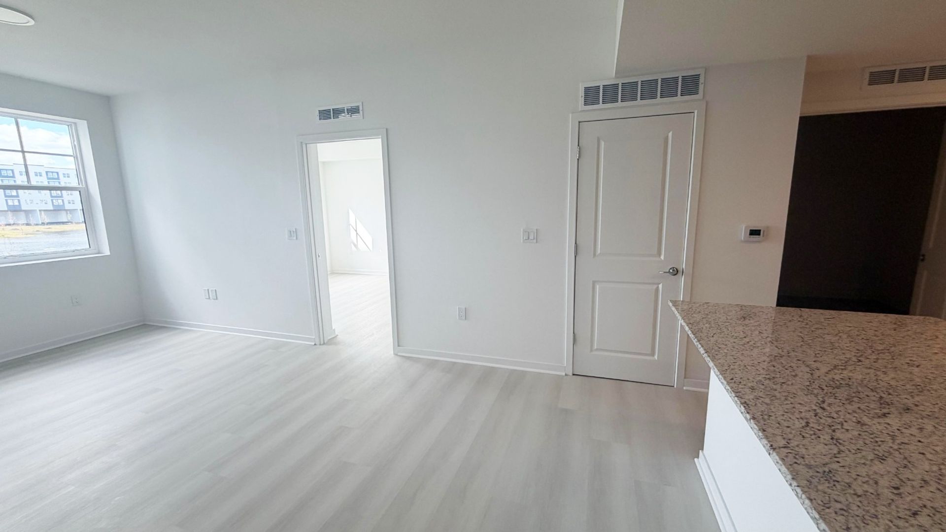5587 MILLENIA BLVD, #213 8 of 12