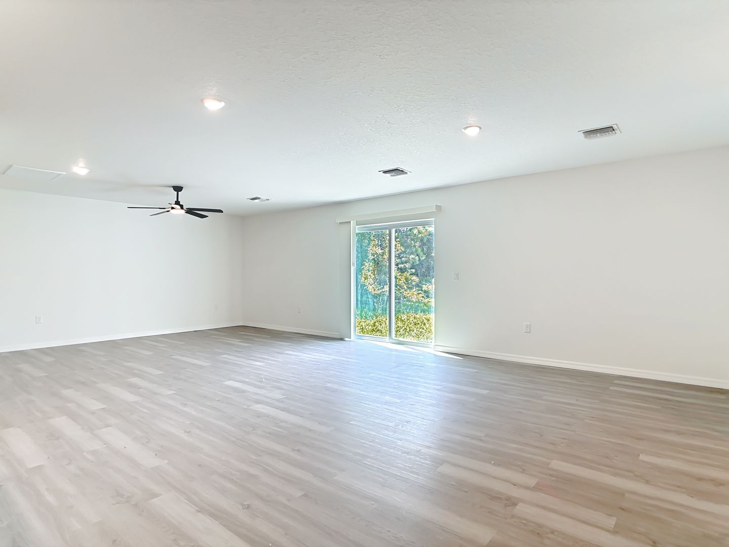 3067 Quarter St, North Port, FL 34288 2 of 12