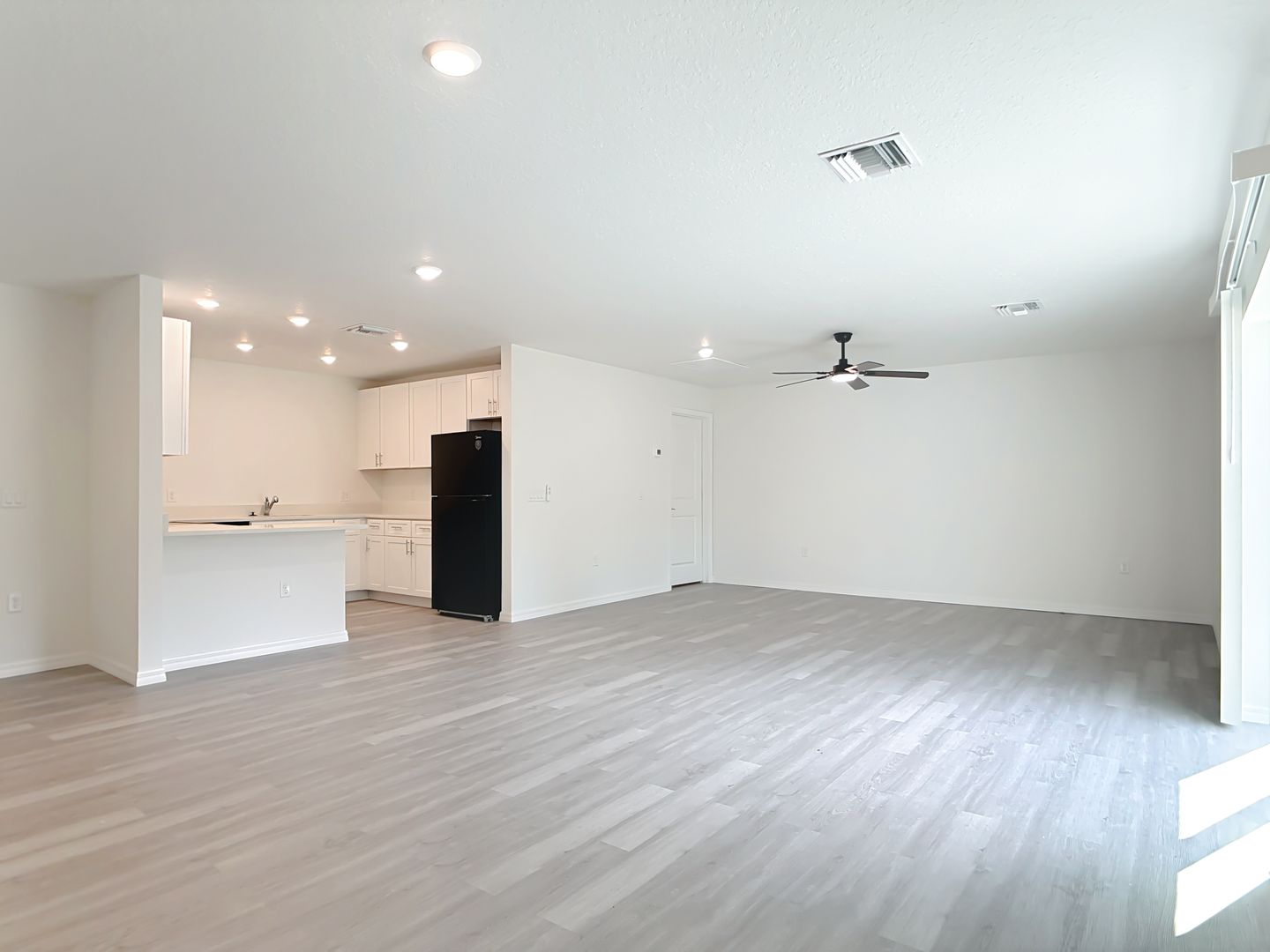 3067 Quarter St, North Port, FL 34288 5 of 12
