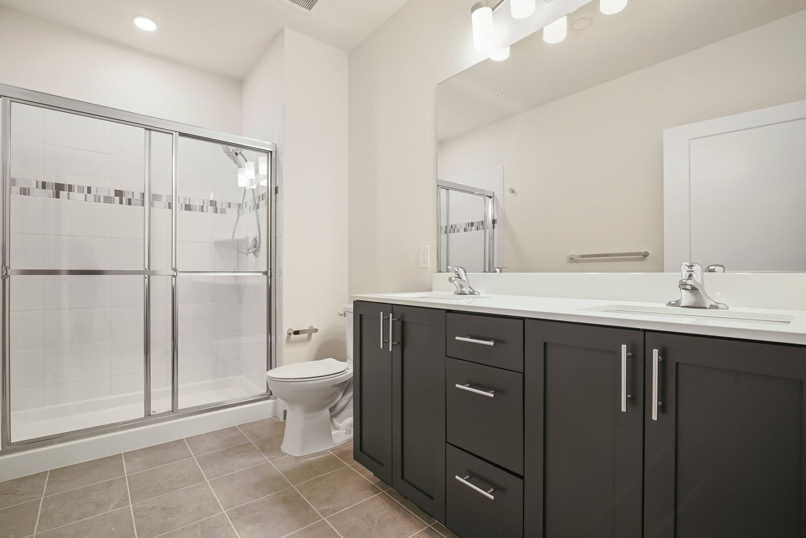 Skillman Apartment: 1377 Route 206