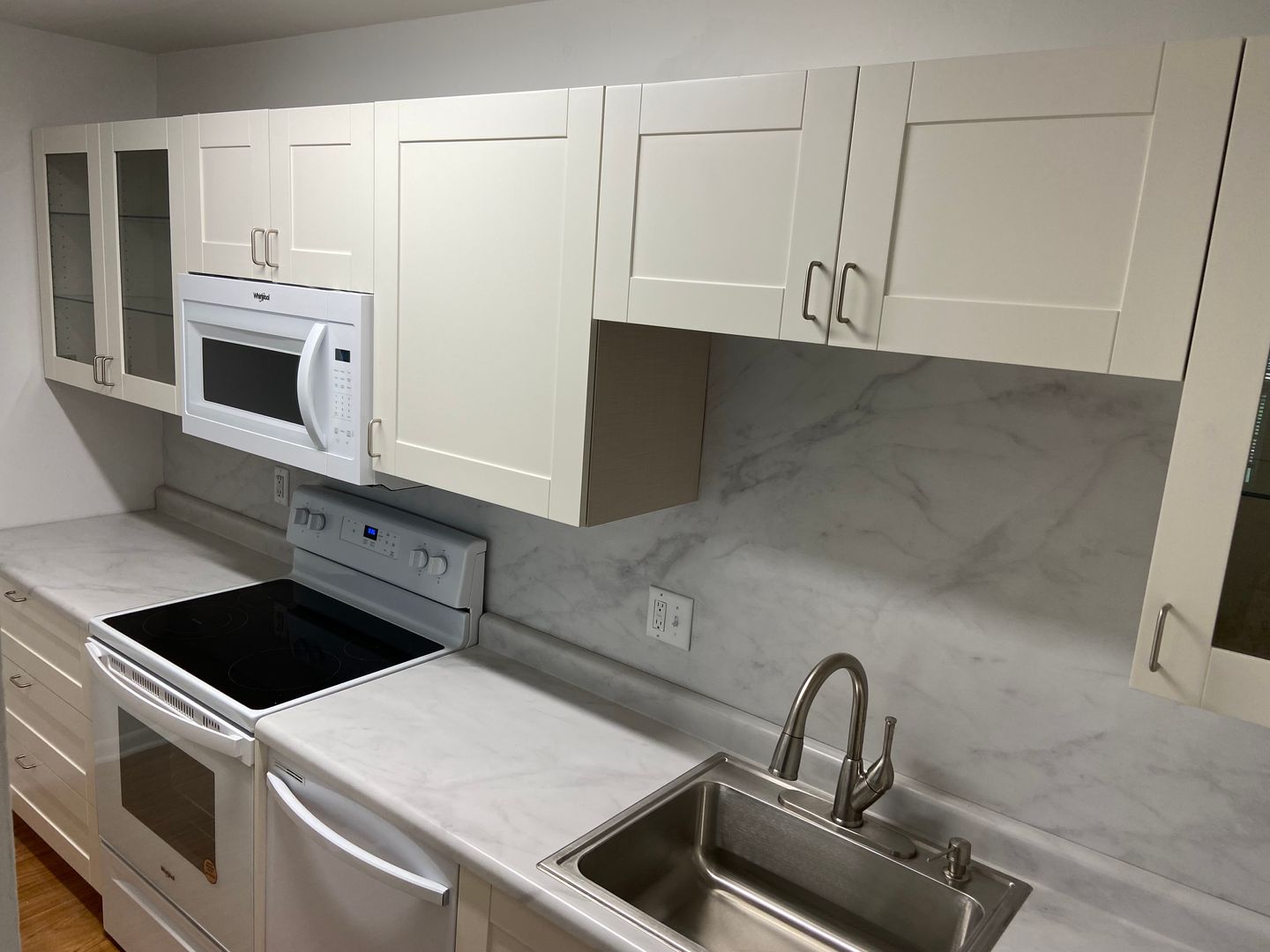 Peru Apartment: 2205 Marquette Rd.