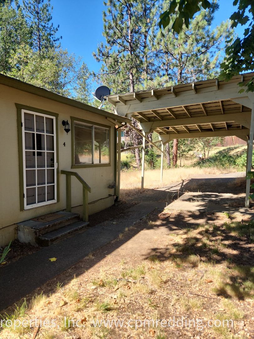 Weaverville Apartment: 51 Upper Miner