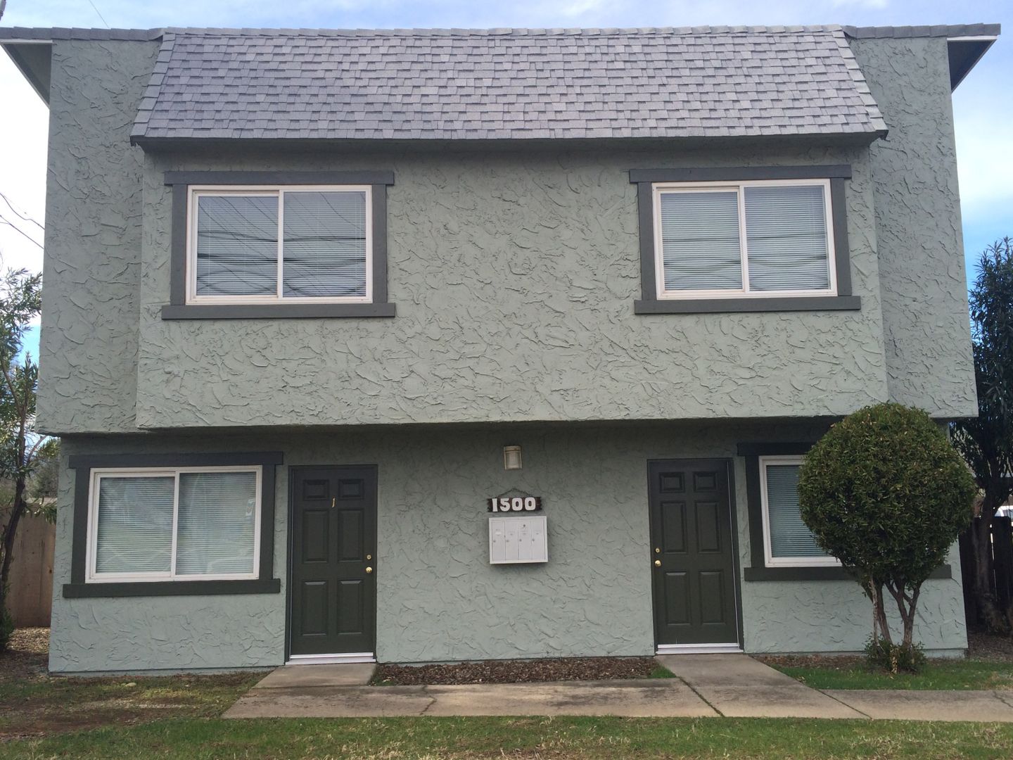 Redding Apartment: 1500 Lake Blvd.