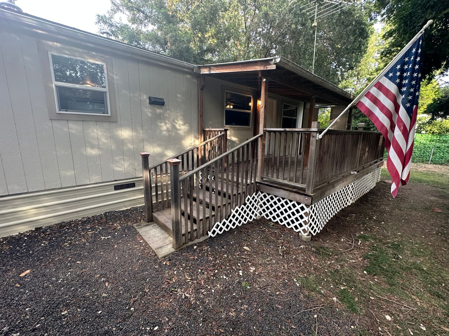 Chico House: 3959 Cartwright St