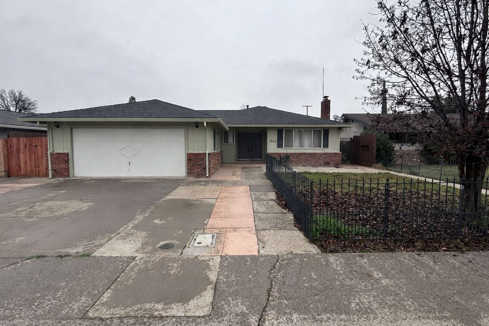 Modesto House: 1005 Pasadena Ln