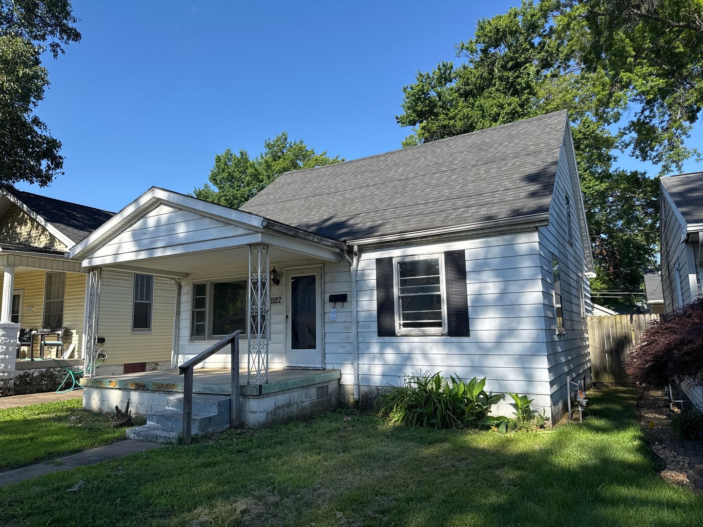 Evansville House: 1127 Lodge Ave