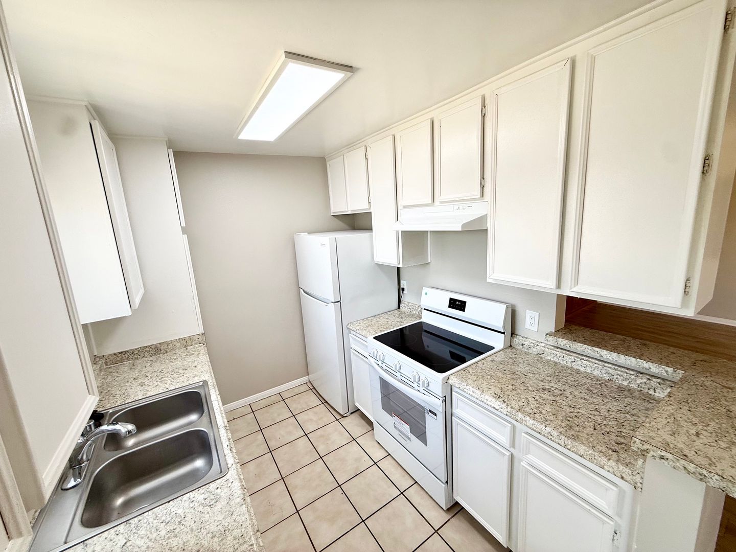 San Diego Apartment: 2617 Highland Ave #1-7