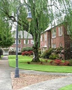 Portland Apartment: 1640 NE Irving Street