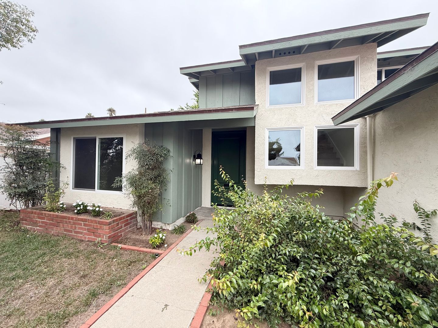 Oxnard House: 2124 Pamela Street