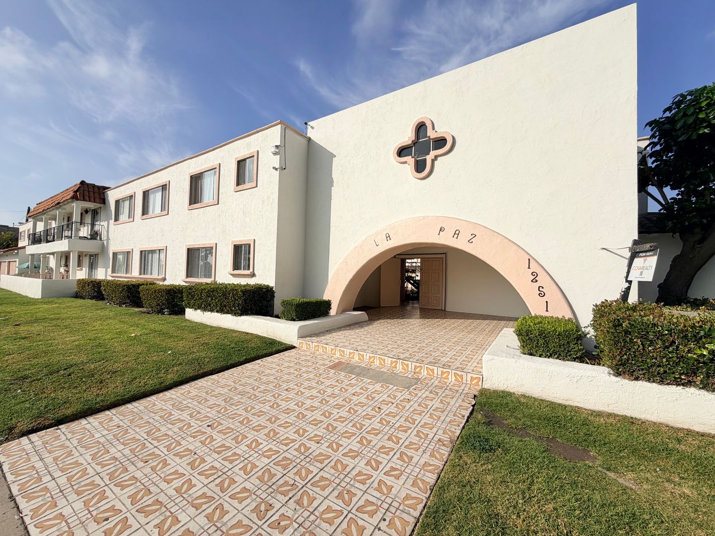 Oxnard Apartment: 1251 N G St