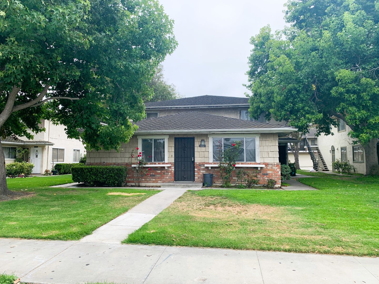 Port Hueneme House: 682 W Hemlock Street