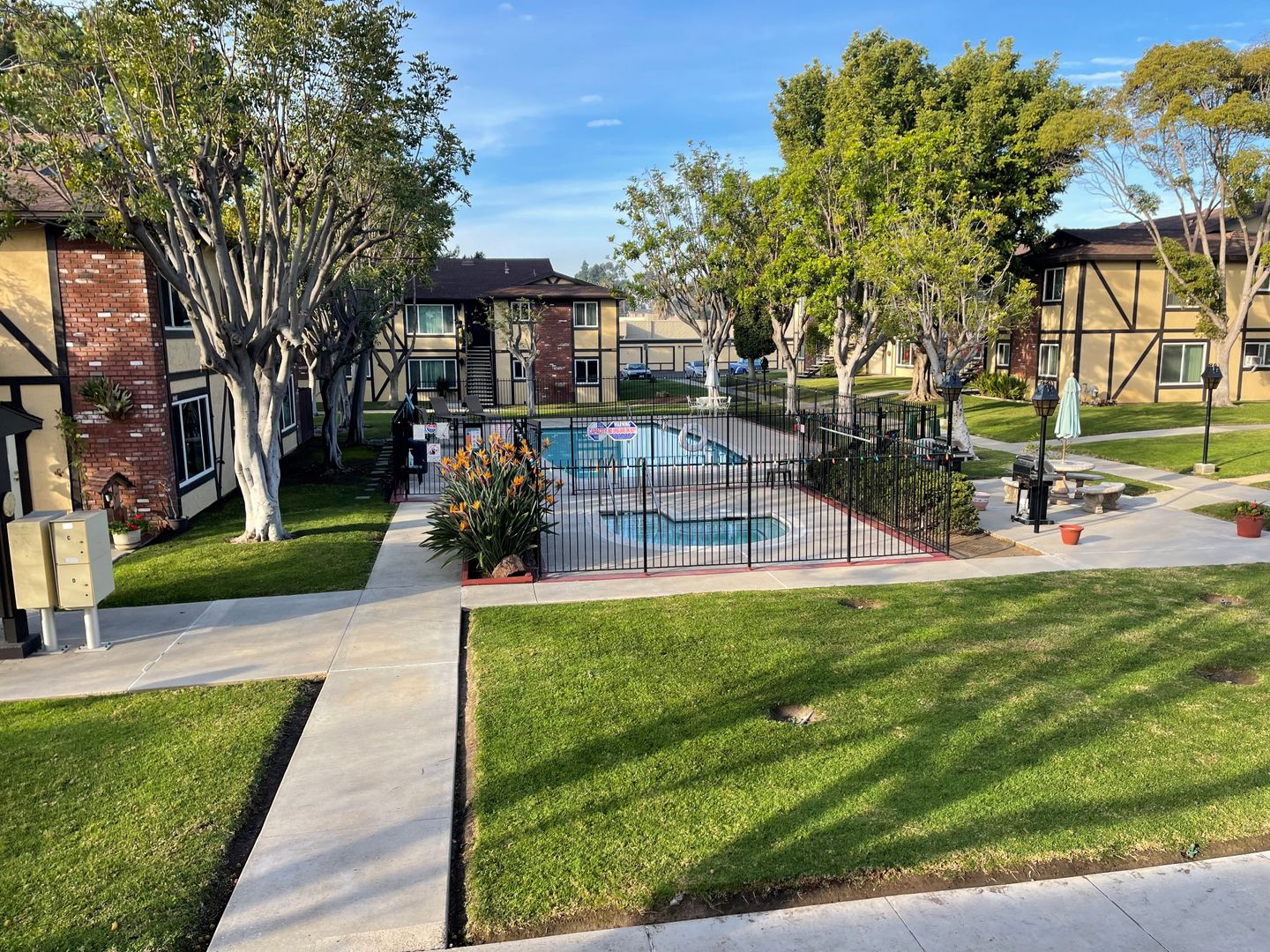 Chula Vista Apartment: 250 Kennedy St.