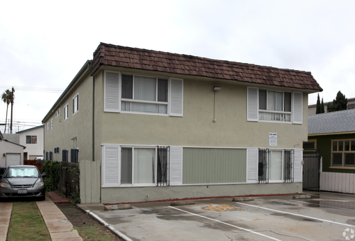 North Park 1 bedroom 1 bath Unit – photo 1