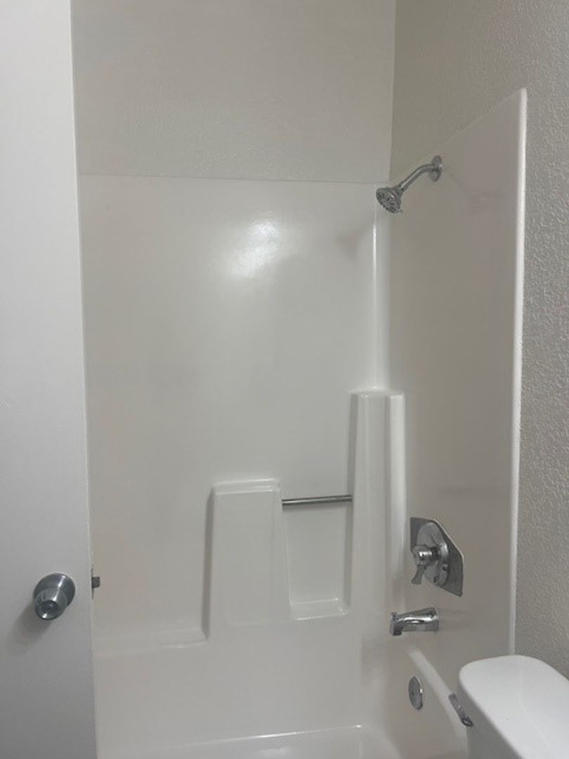 Chula Vista Apartment: 615 Moss St.