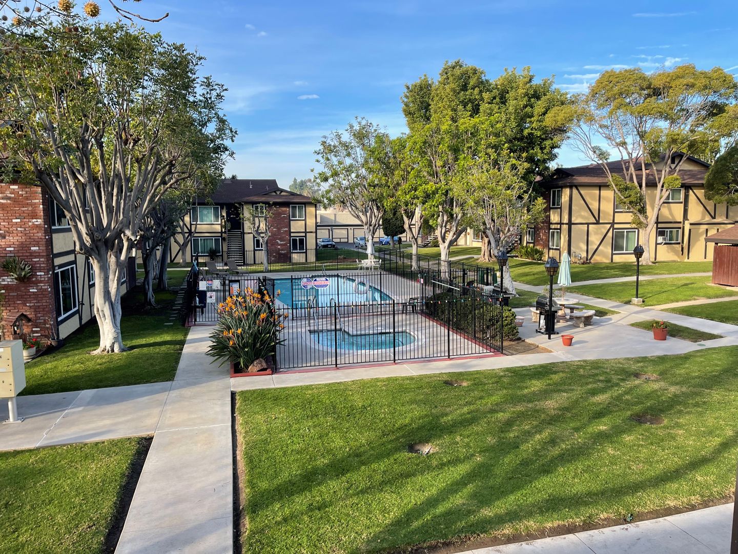 Chula Vista Apartment: 250 Kennedy St.