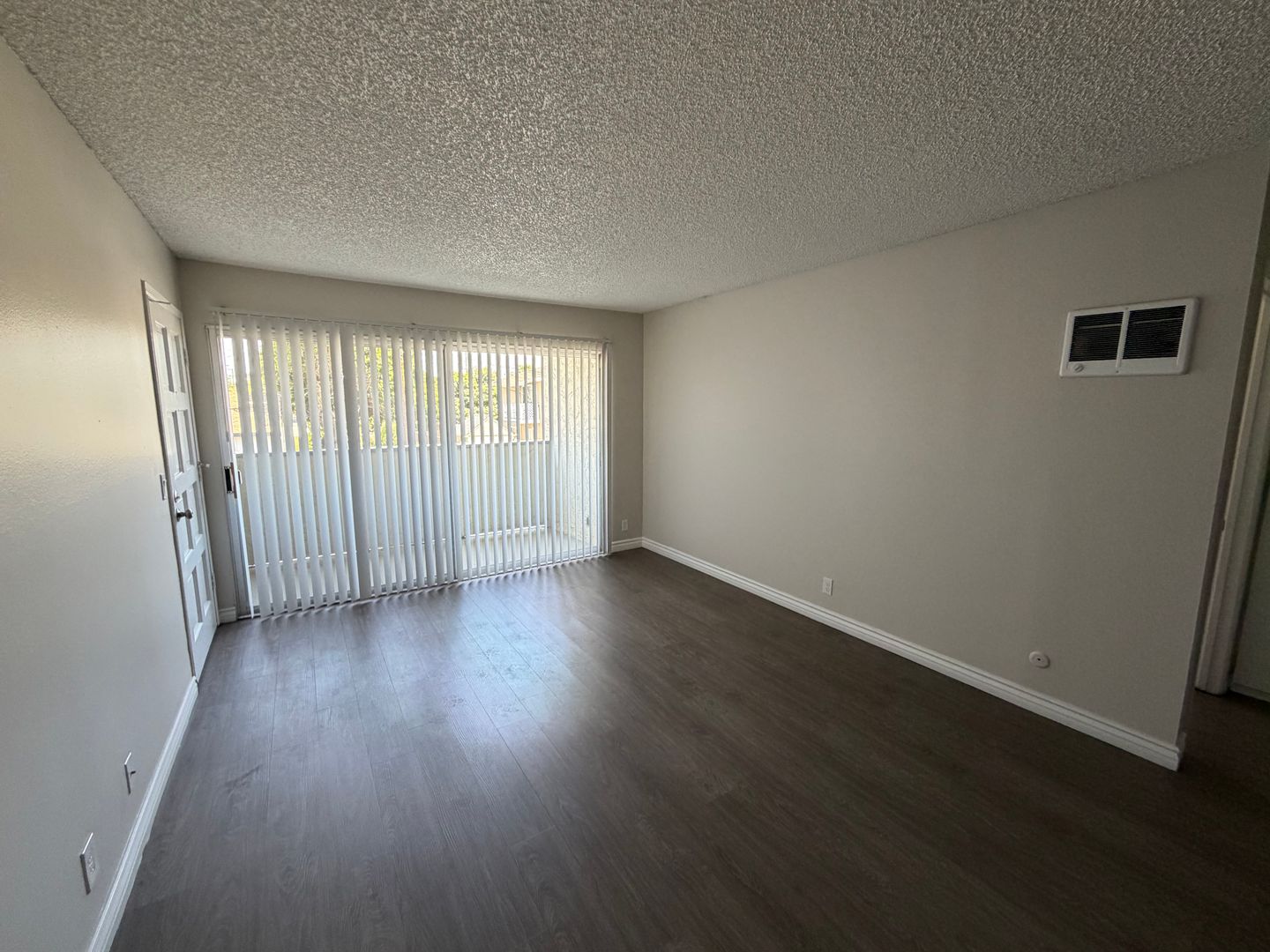 Chula Vista Apartment: 520 Naples St.