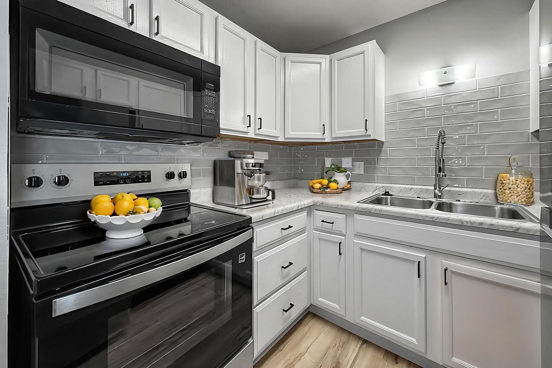 Norwalk Apartment: 1212 Holly Drive