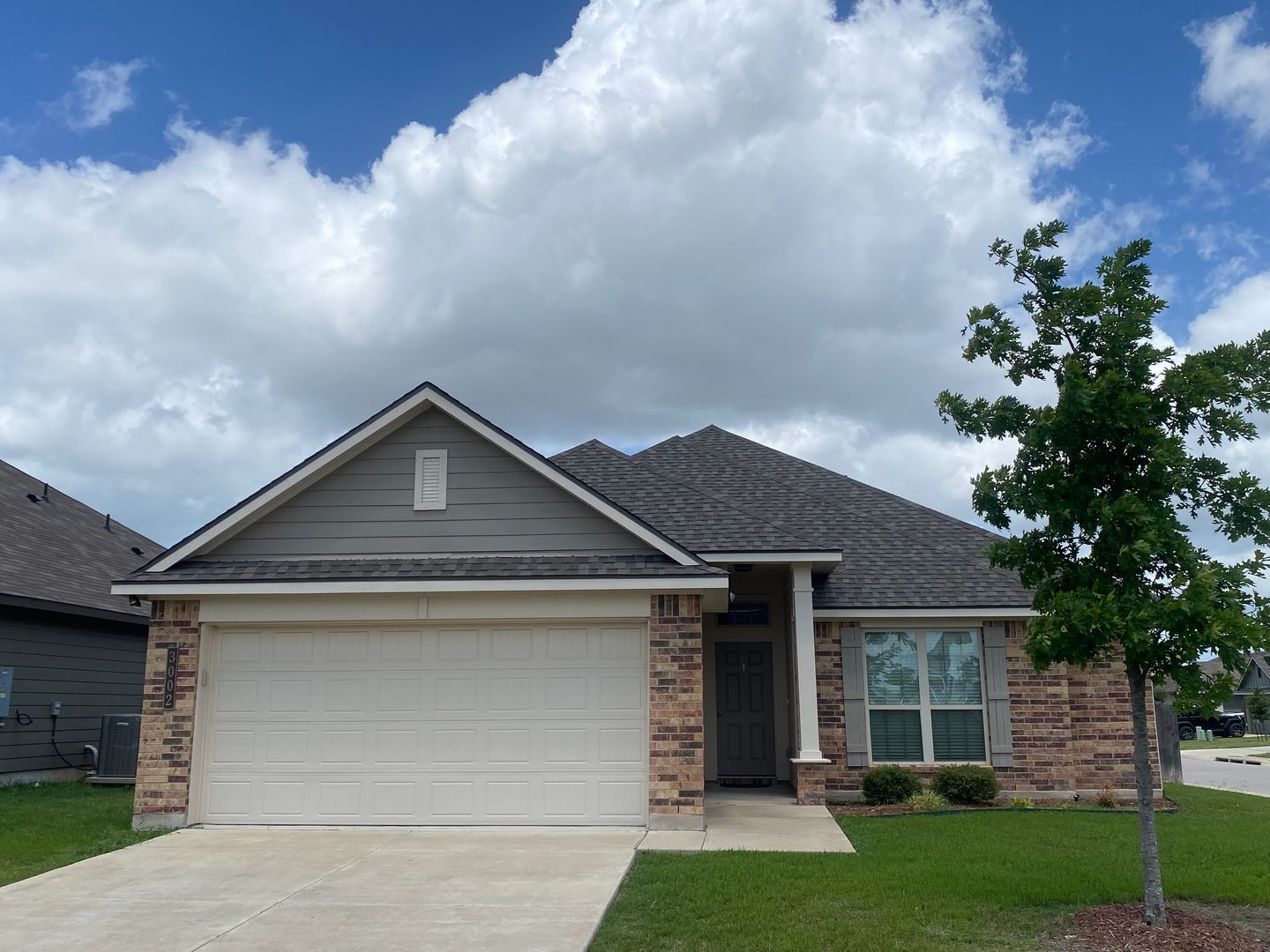 Temple House: 3002 Clevelander Dr