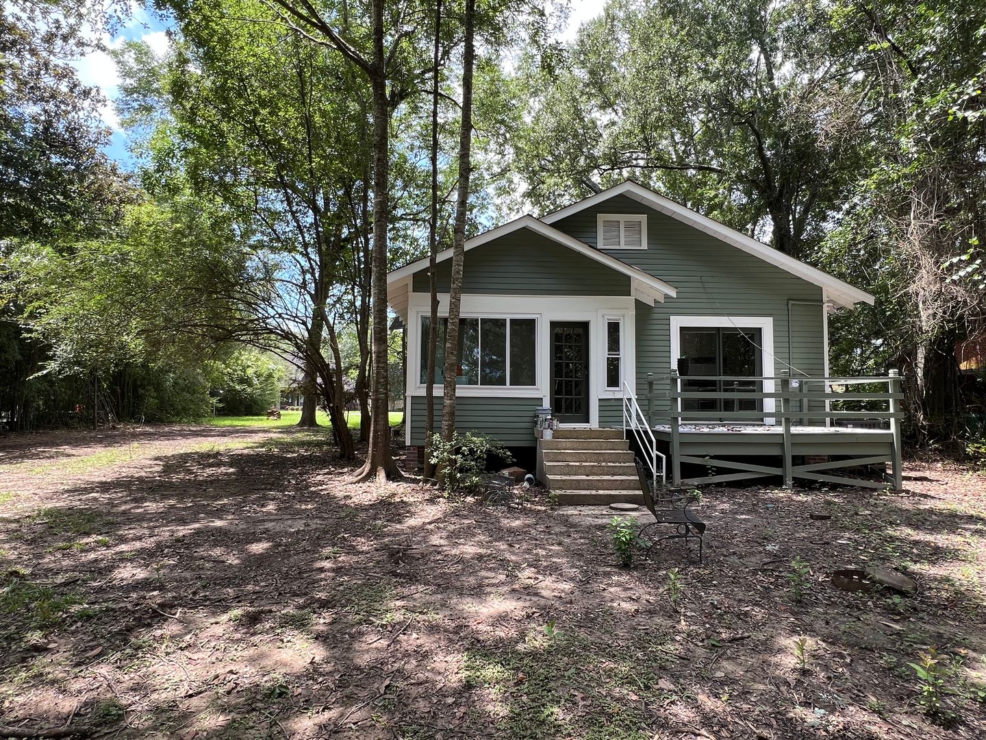 Denham Springs House: 451 Centerville St. NE
