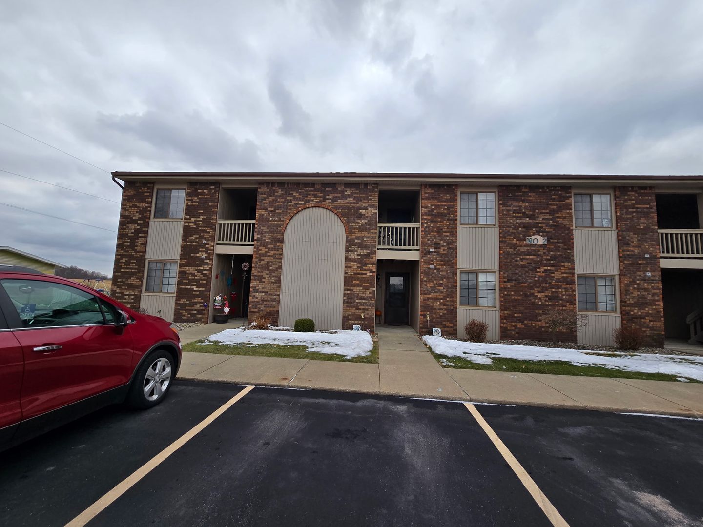 Decatur Apartment: 709 Woodlynn Dr