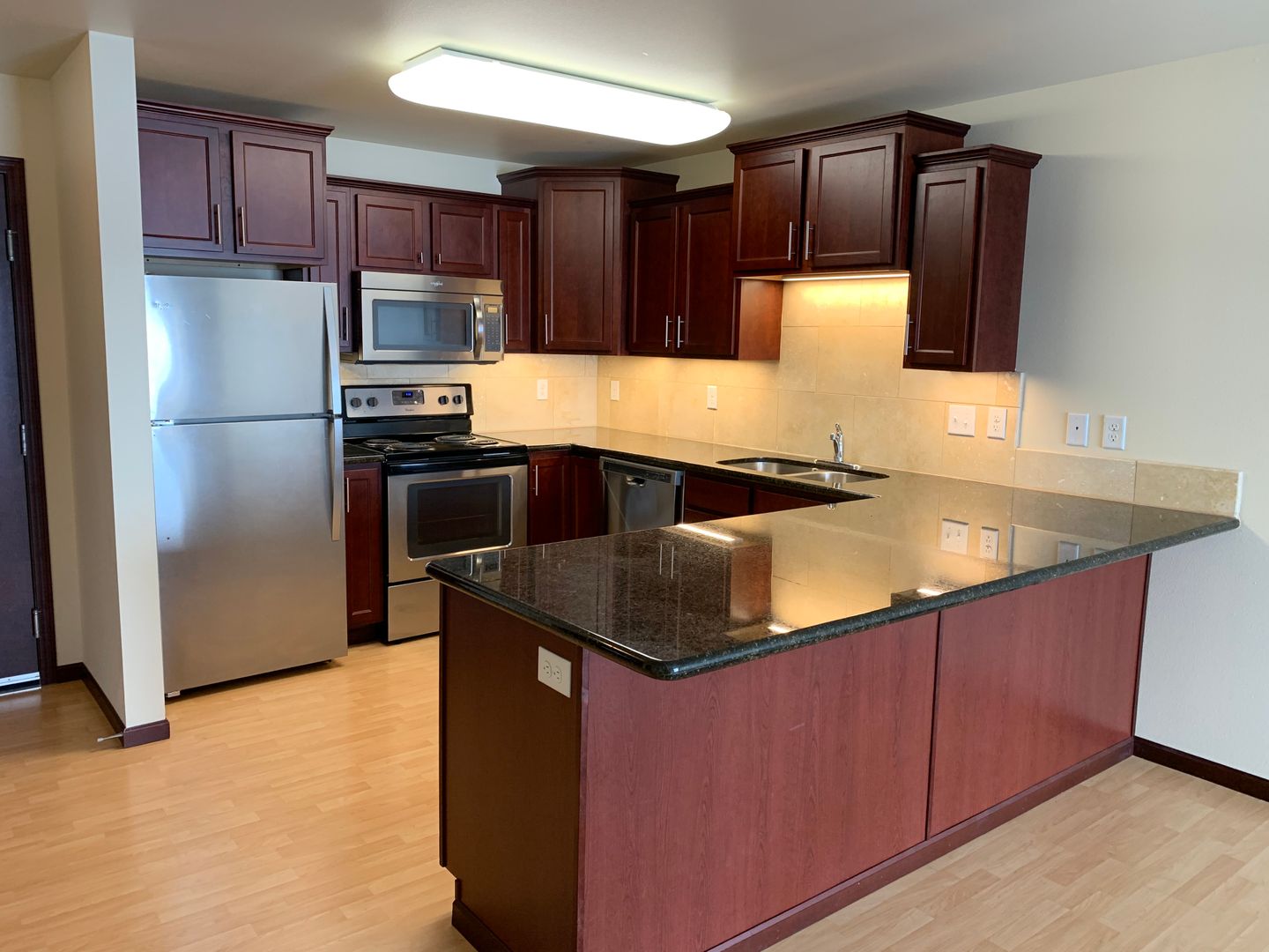 Fargo Apartment: 5400 42nd St S