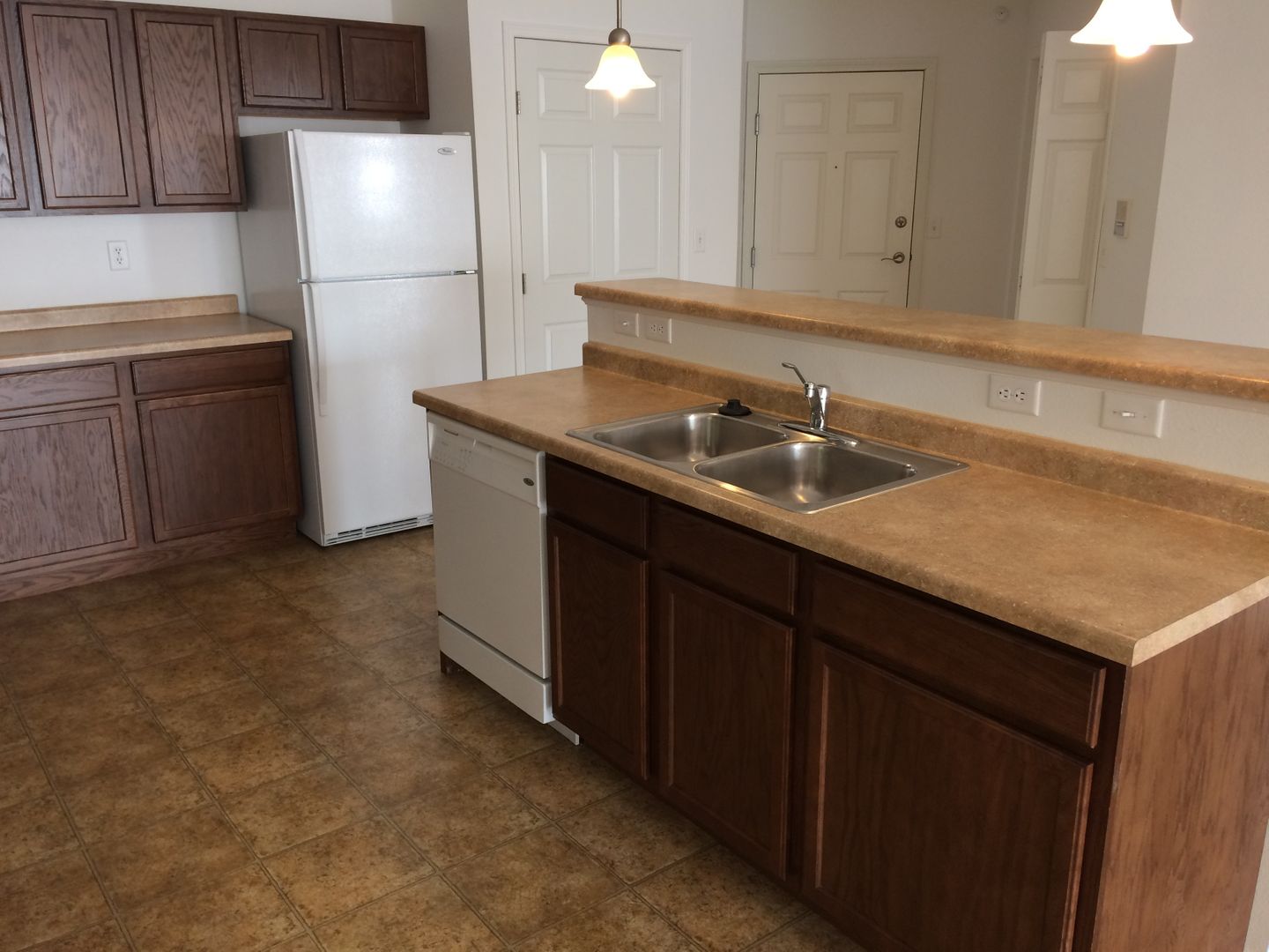 Fargo Apartment: 4425 31st Ave S
