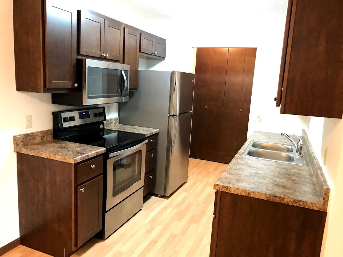 Fargo Apartment: 2202 17th Street South