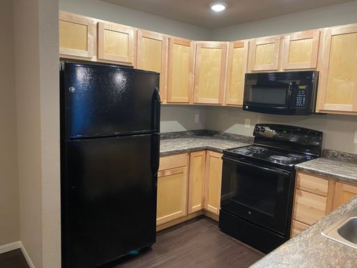 2450 65th Avenue South #306, Fargo, ND 58104