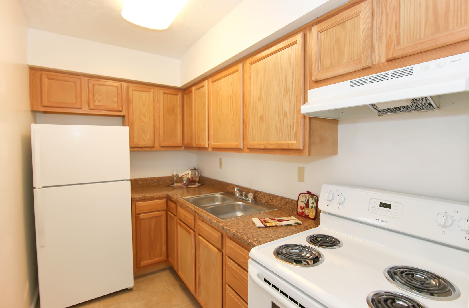 Lexington Apartment: 416 Hollow Creek Rd