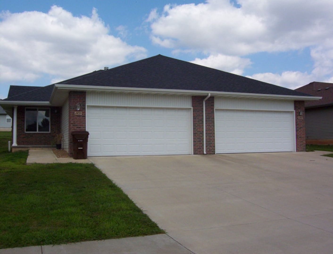 Springfield Apartment: 2404-3288 W. Deerfield