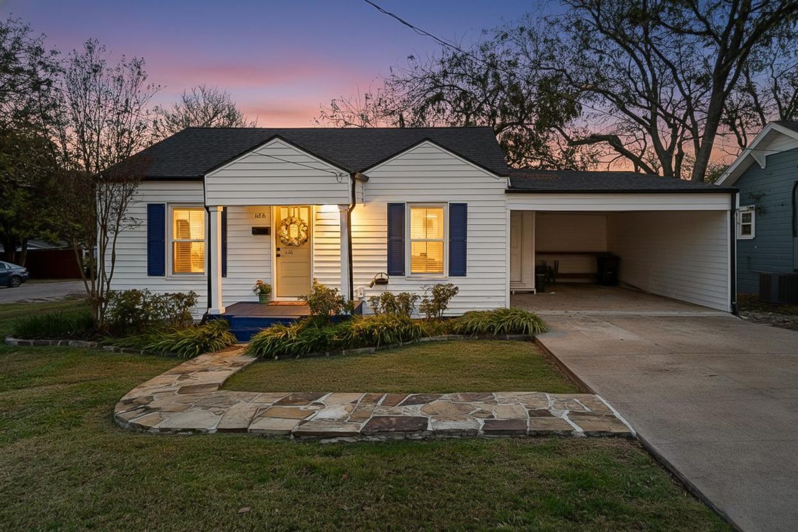 Rockwall House: 606 Kernodle St