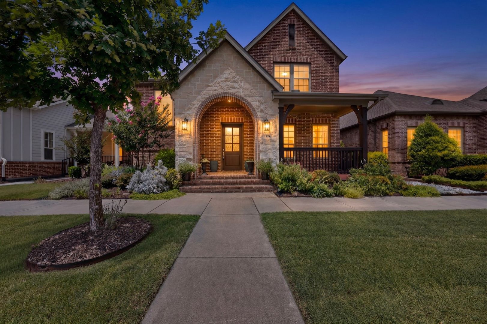 Frisco House: 8261 Kentland Drive