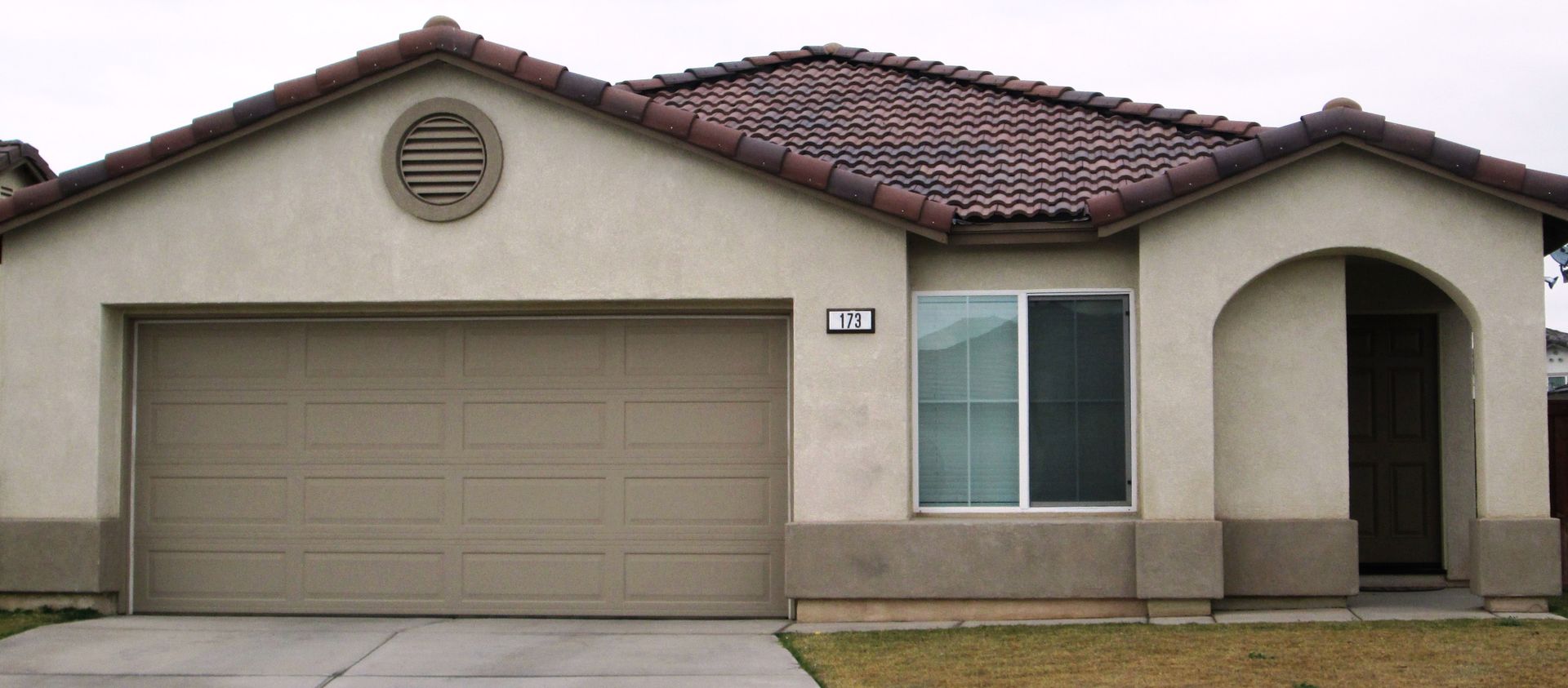 Imperial House: 173 W. Sampson