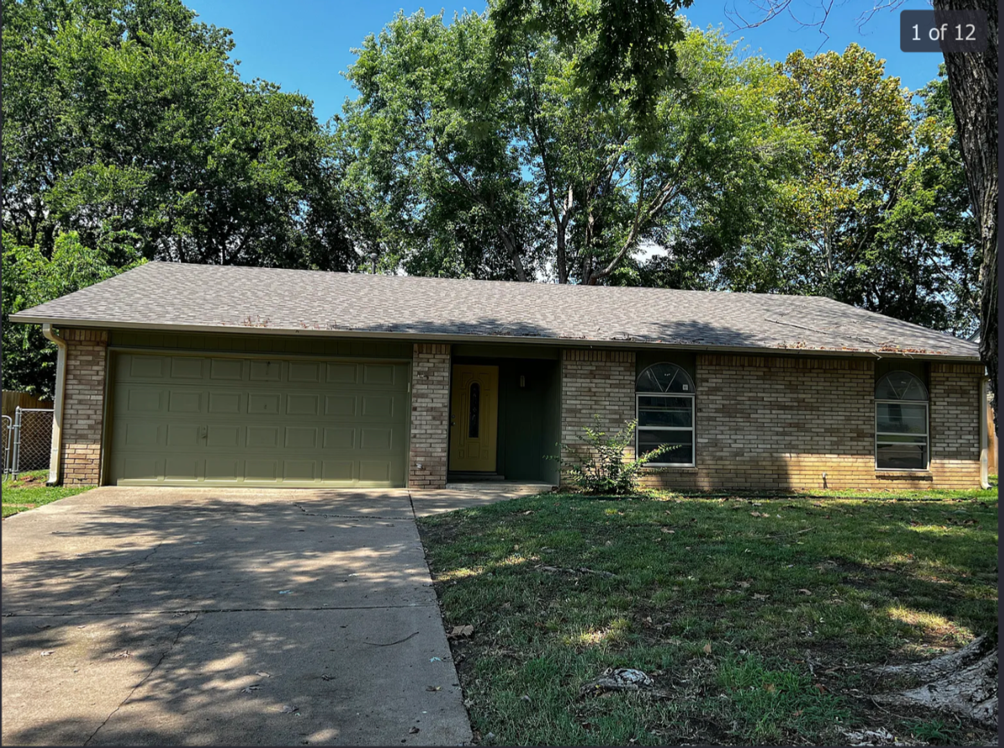 Broken Arrow House: 108 W. Waco Pl
