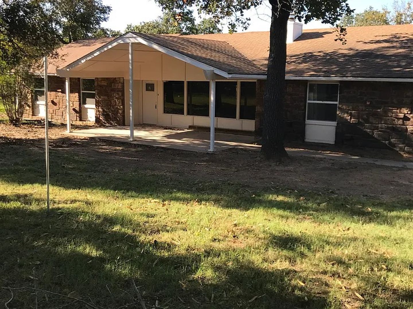 Bristow House: 36335 Pine Hill Rd