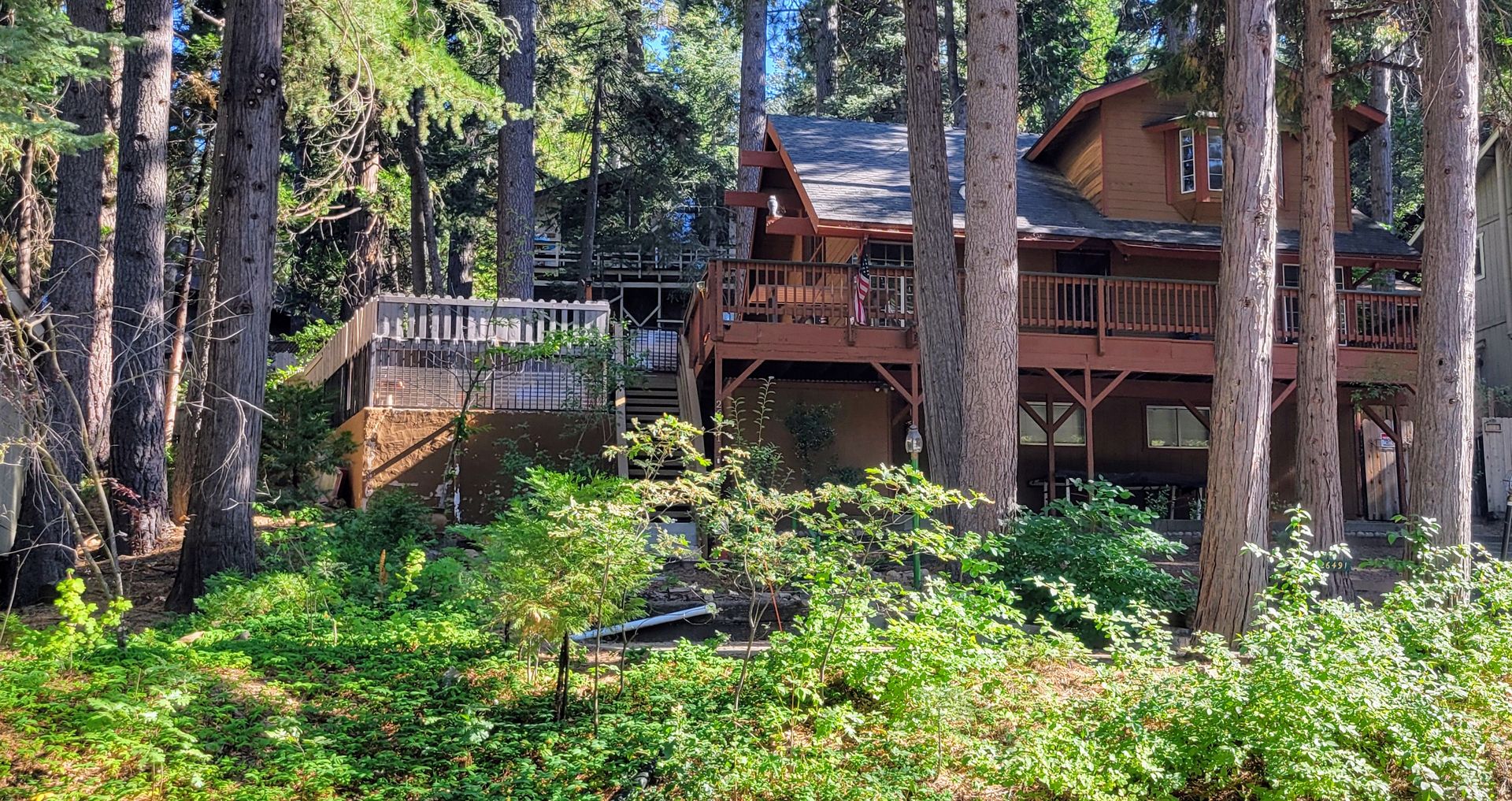 Twin Peaks House: 26491 Fernrock Rd