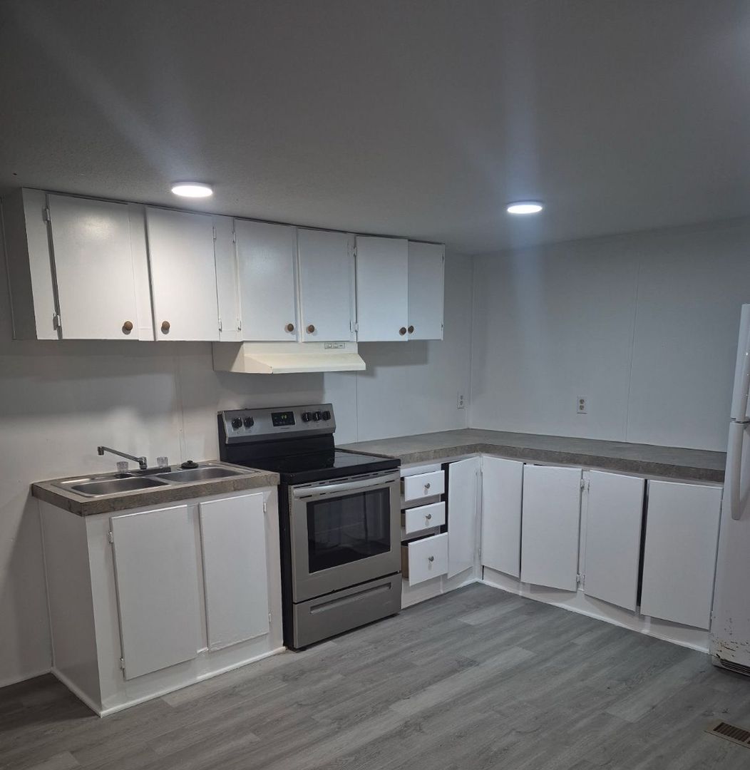 Milton Apartment: 4716 Chumuckla Hwy